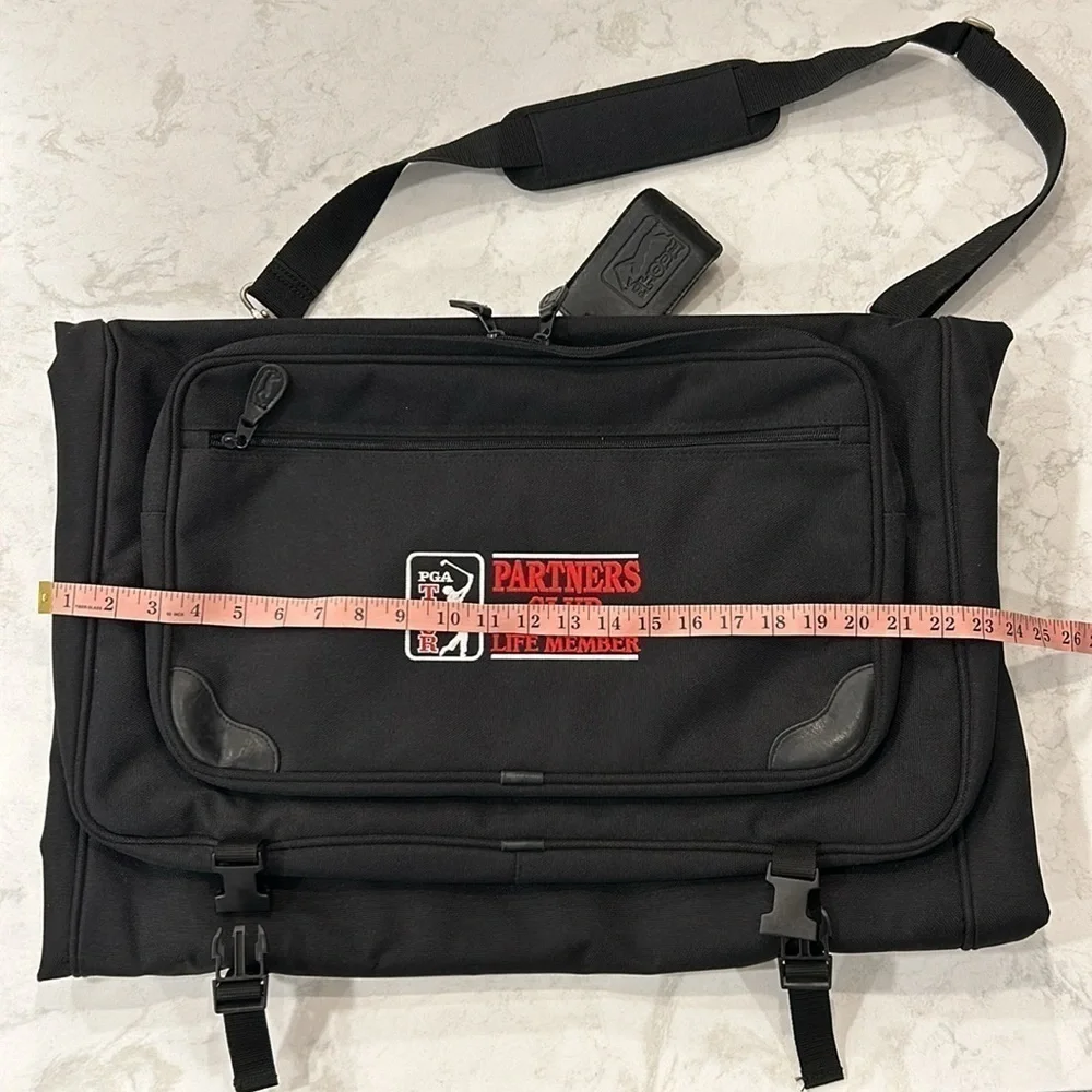 PGA Tour Golf Partners Club Life Member Travel Suit Shoulder Garment Carry Bag